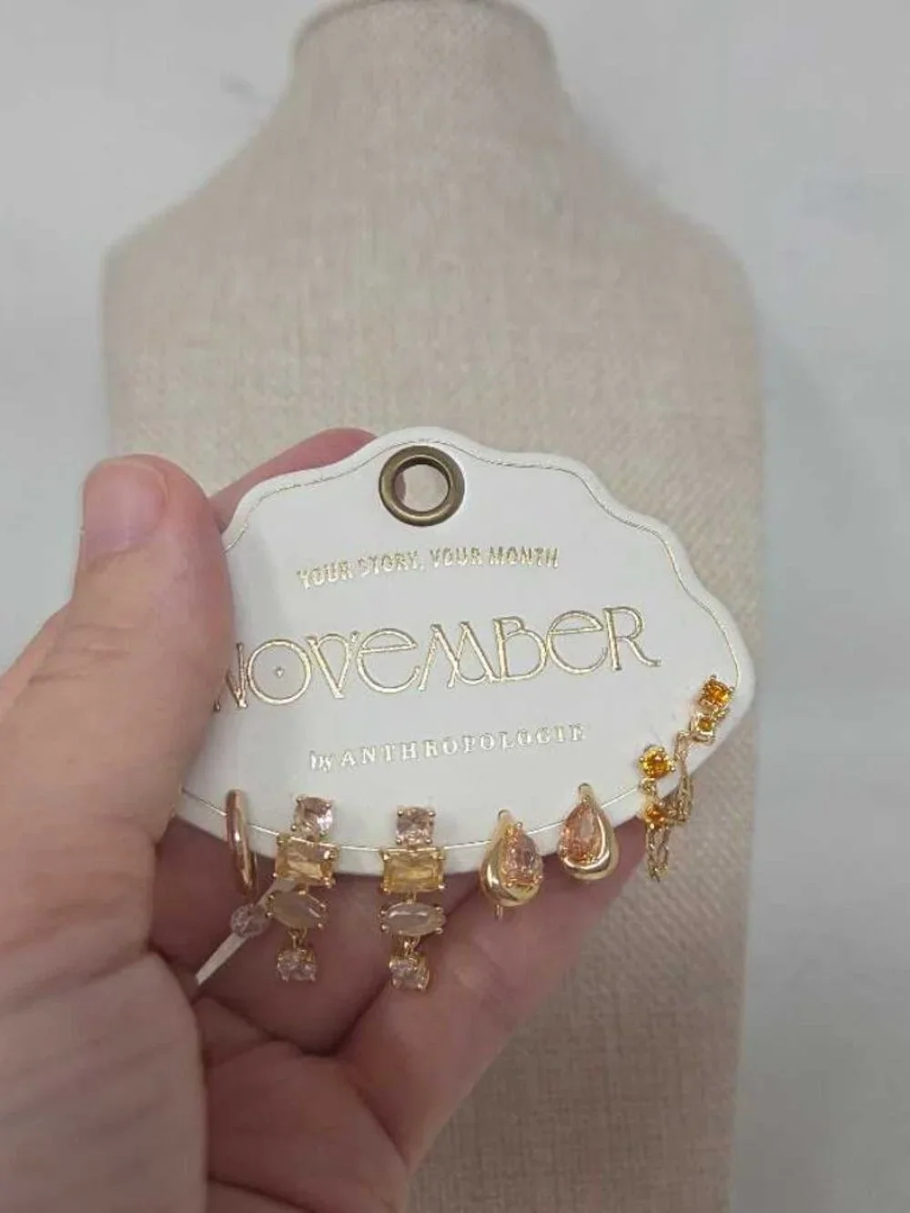 New Anthropologie November set of 4 birth stone earrings (topaz / orange)